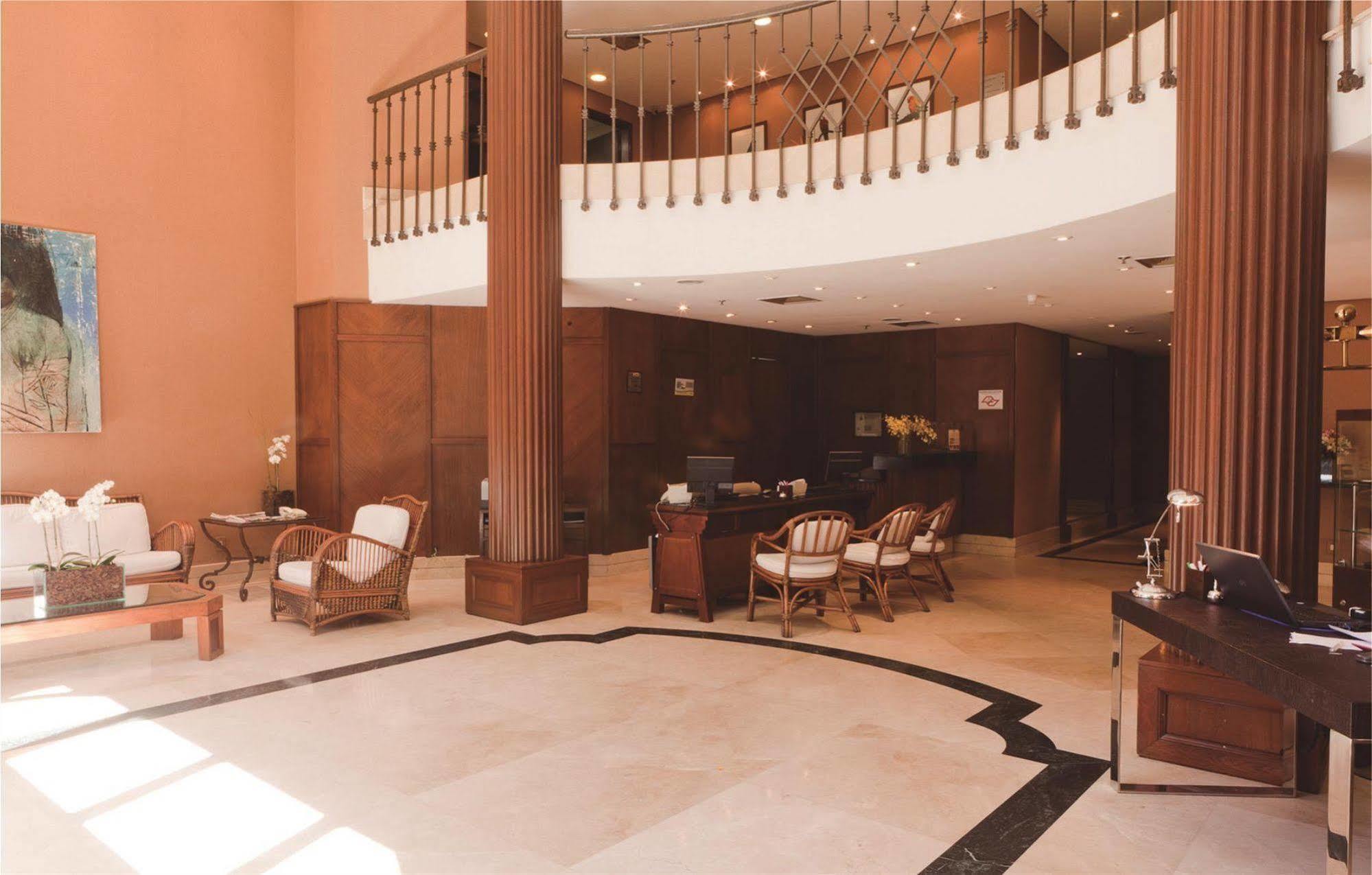 Otel Estanplaza Paulista 4*