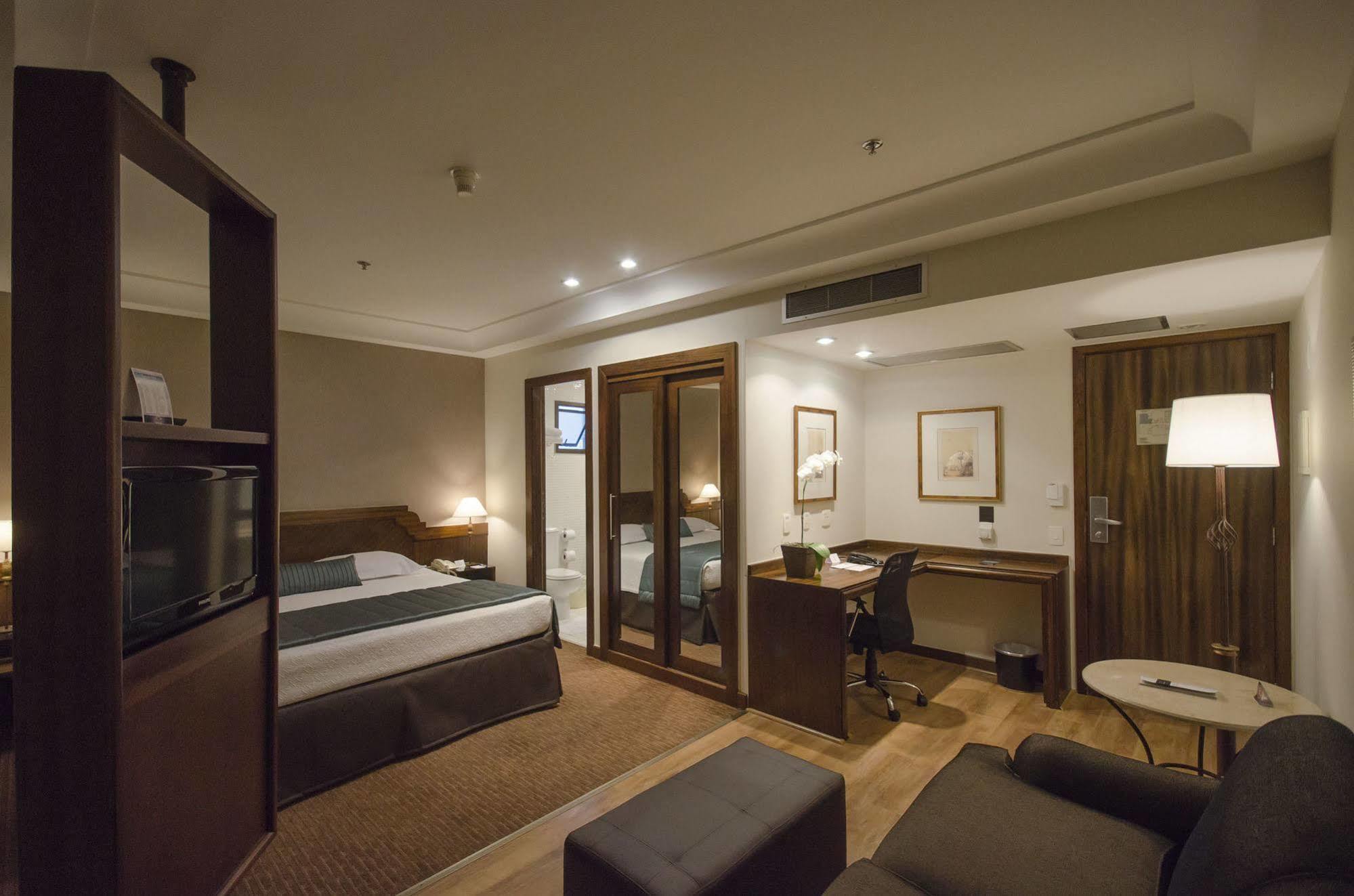 Estanplaza Paulista 4*