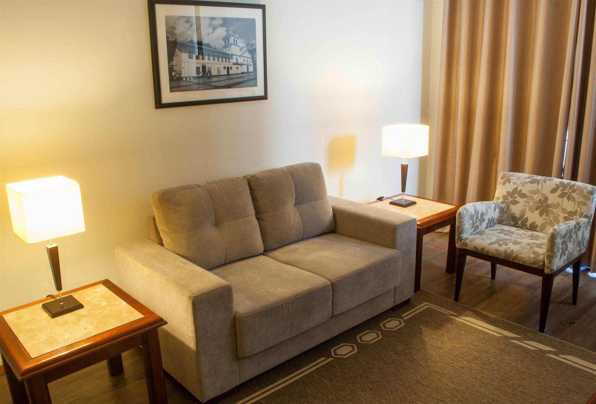 Massis Hotel 4*