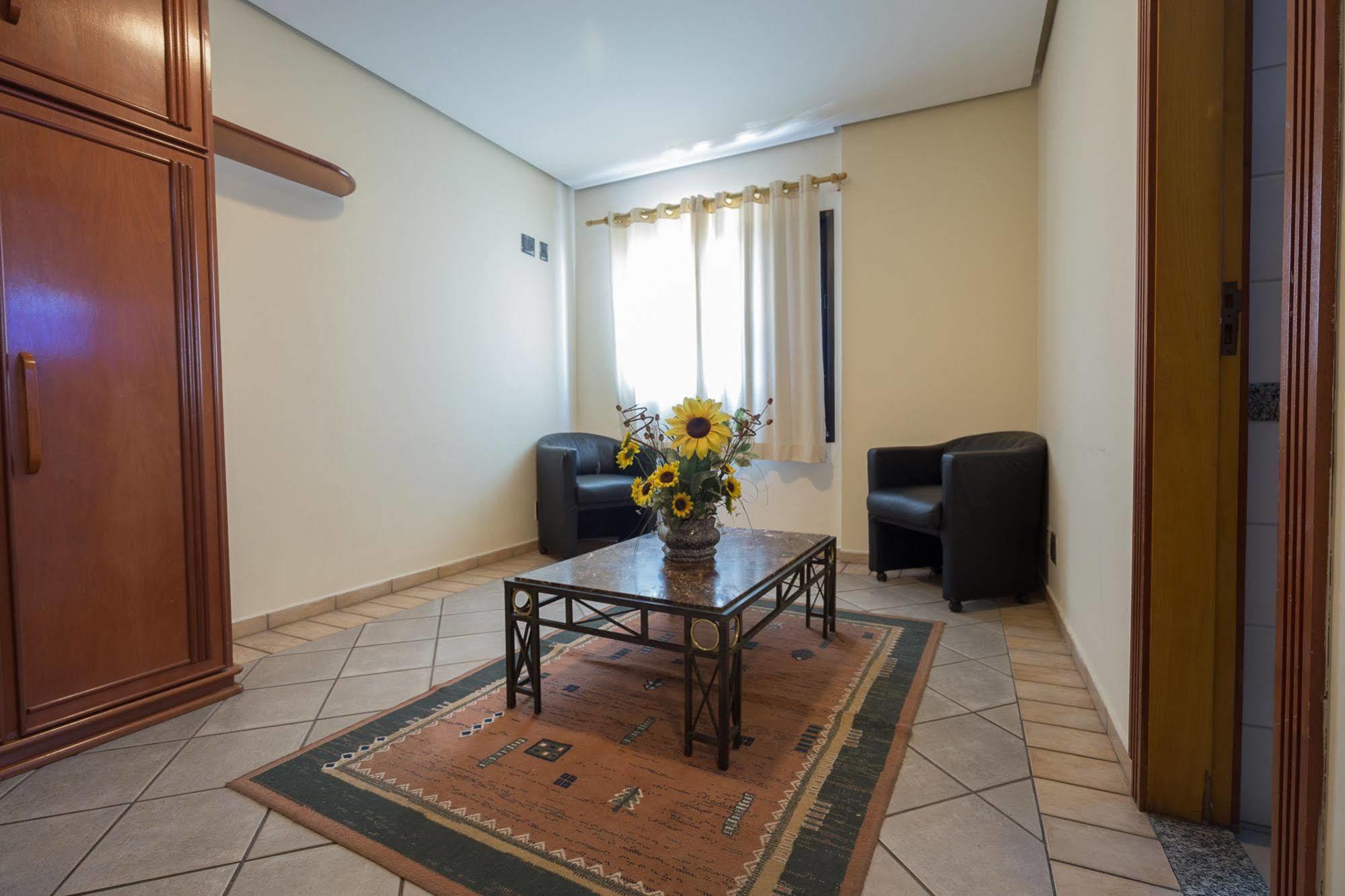 Requint Hotel 3*