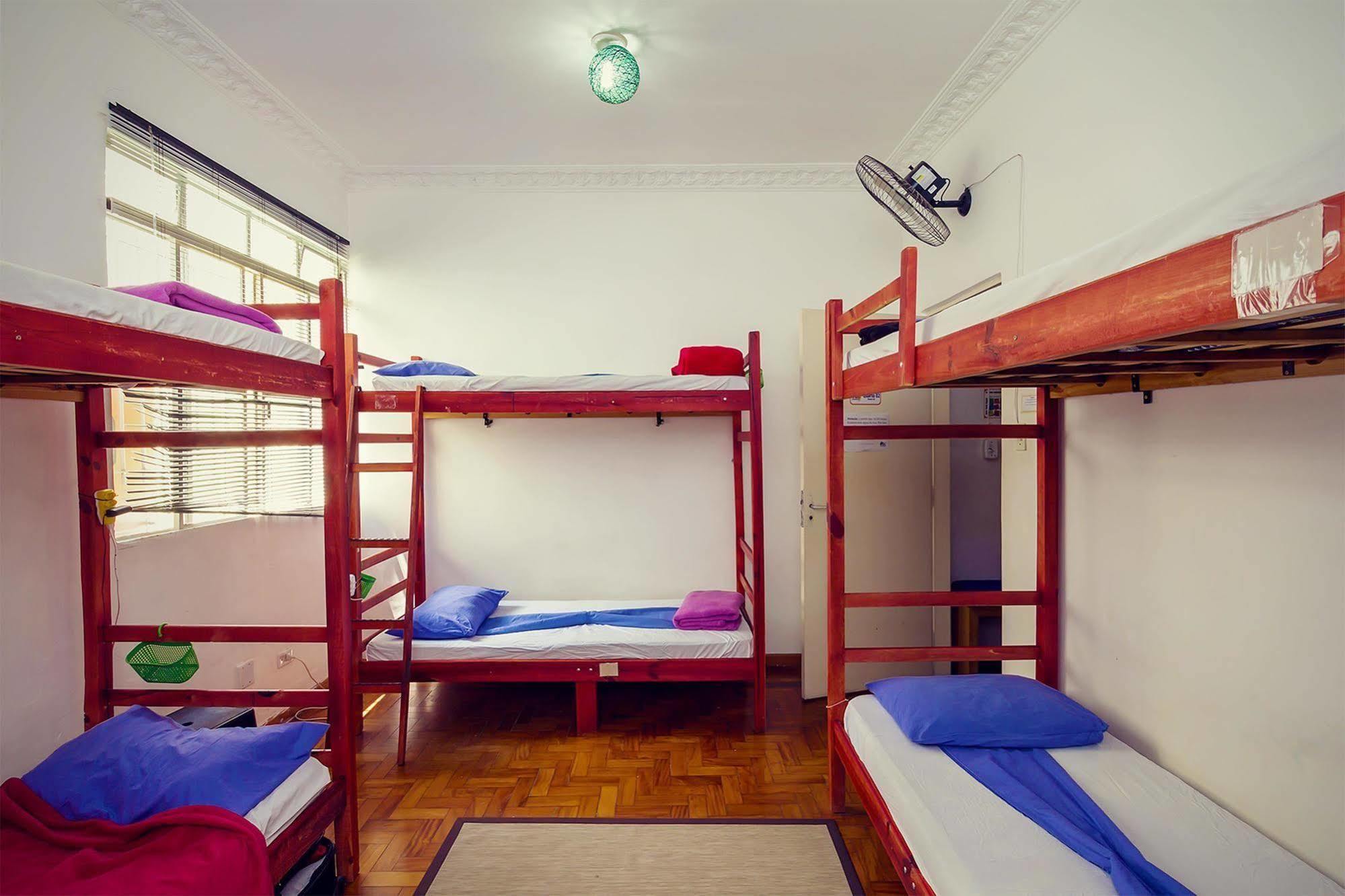 Hostel The Connection