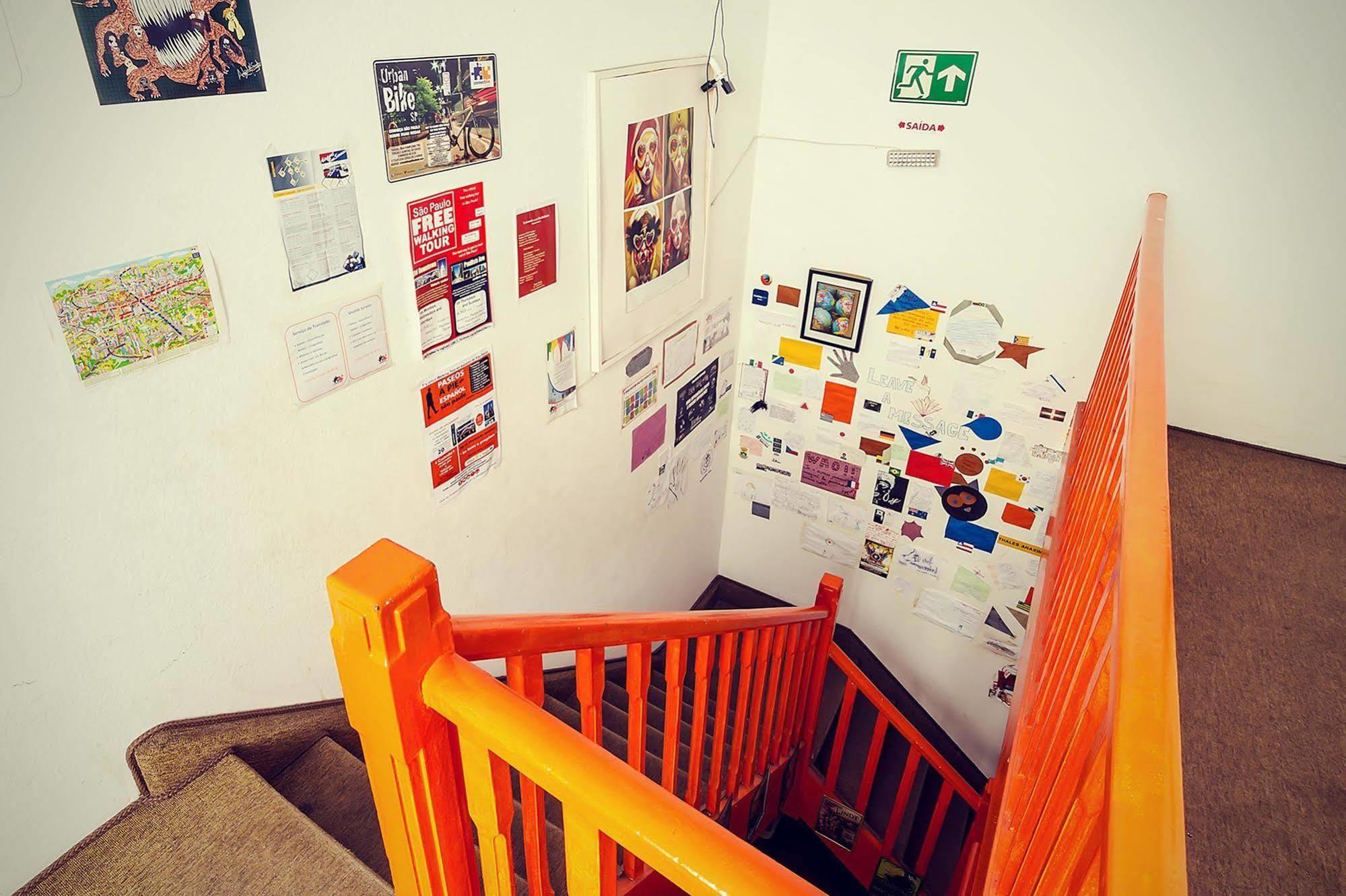 Hostel The Connection *