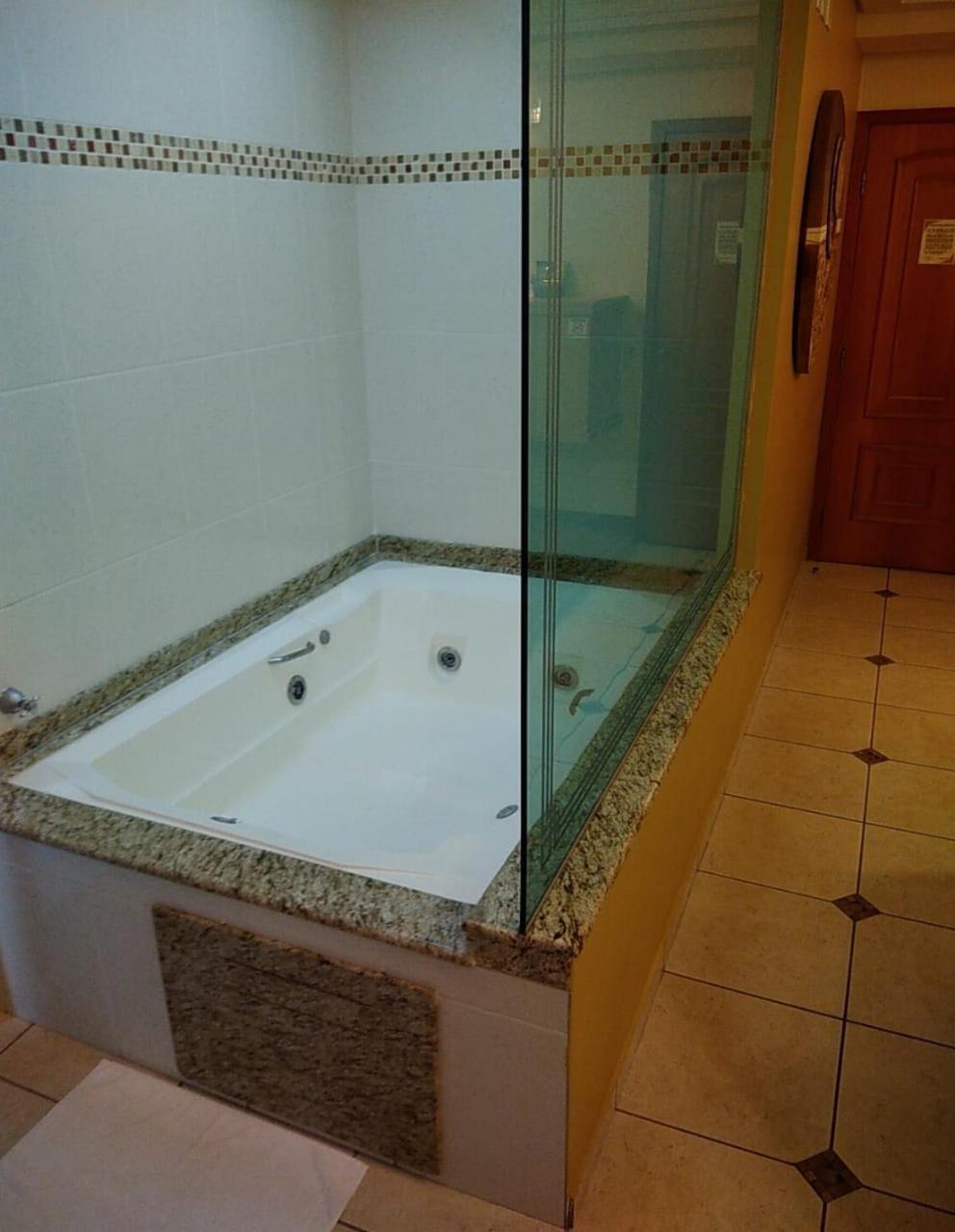 Luni Hotel 3*