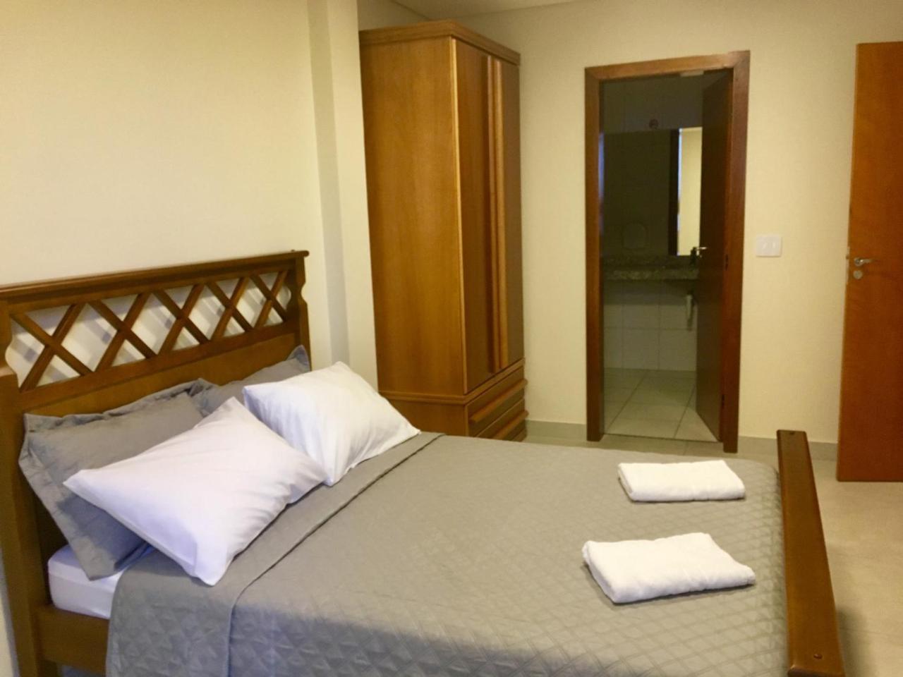 Tapera Hostel *