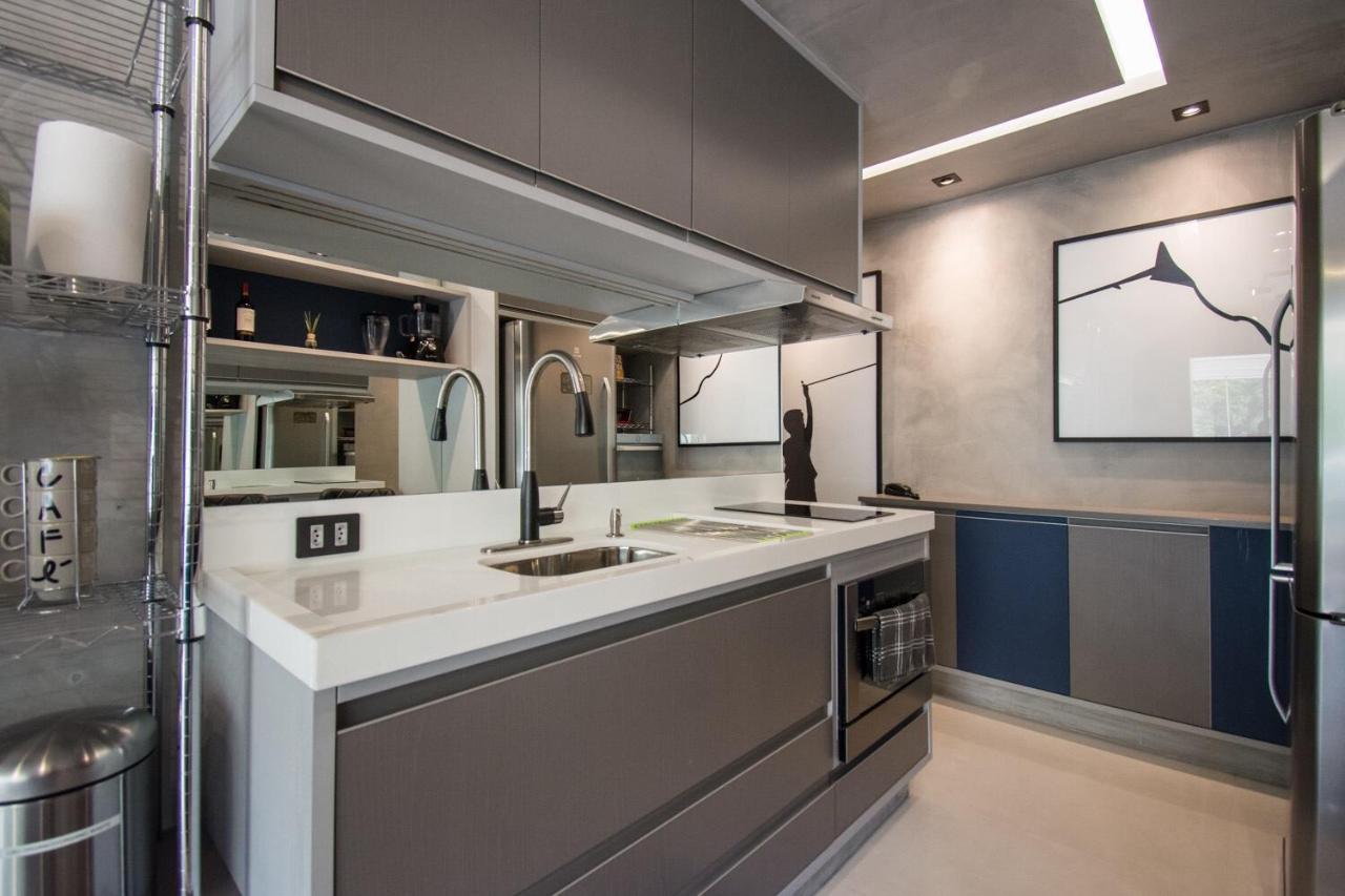 Grechi's London Sp Apartment *