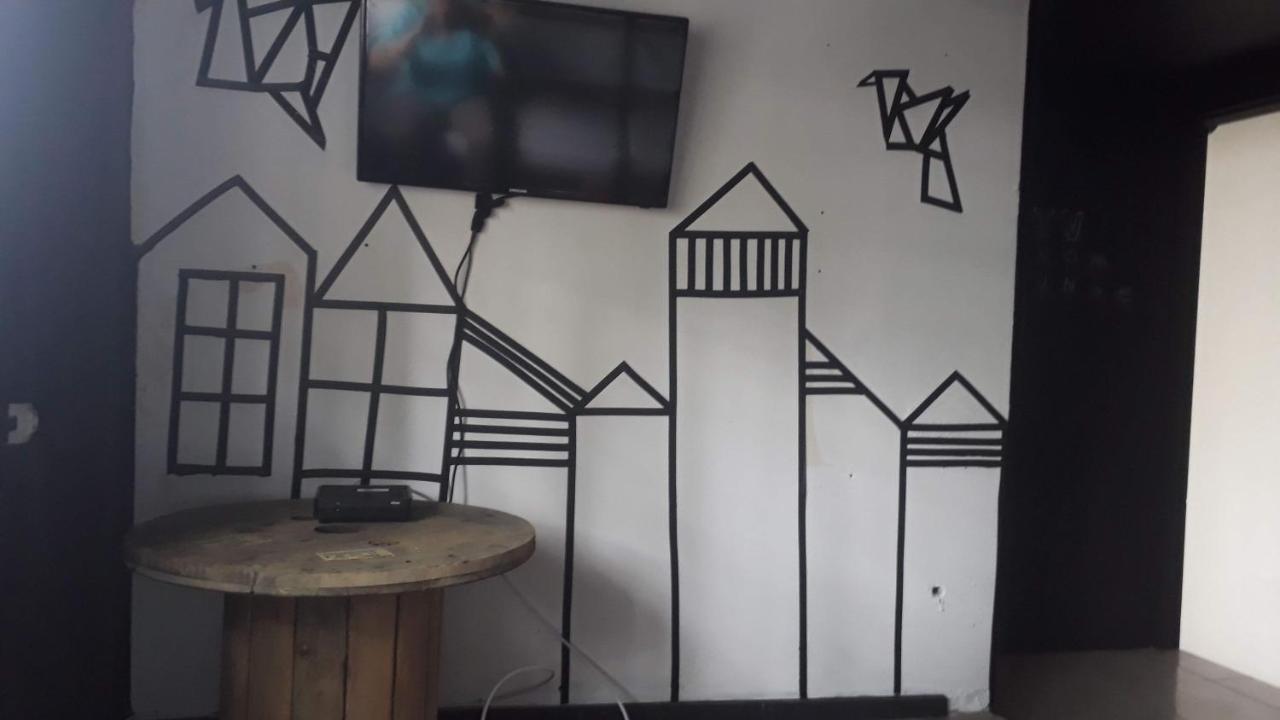 Hola Faria Lima Hostel