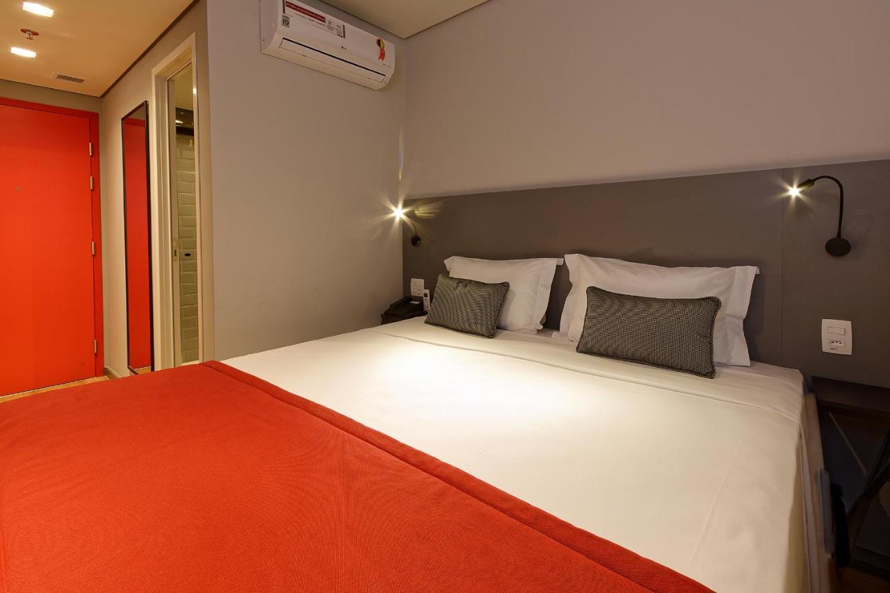 Golden Tower Express Berrini By Fenix Khách sạn 3*