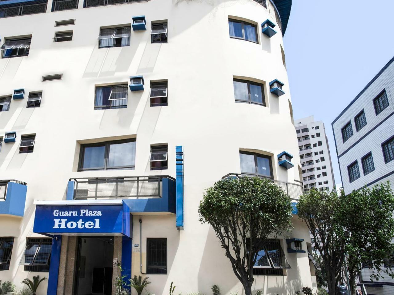 Oyo 105 Guaru Plaza
