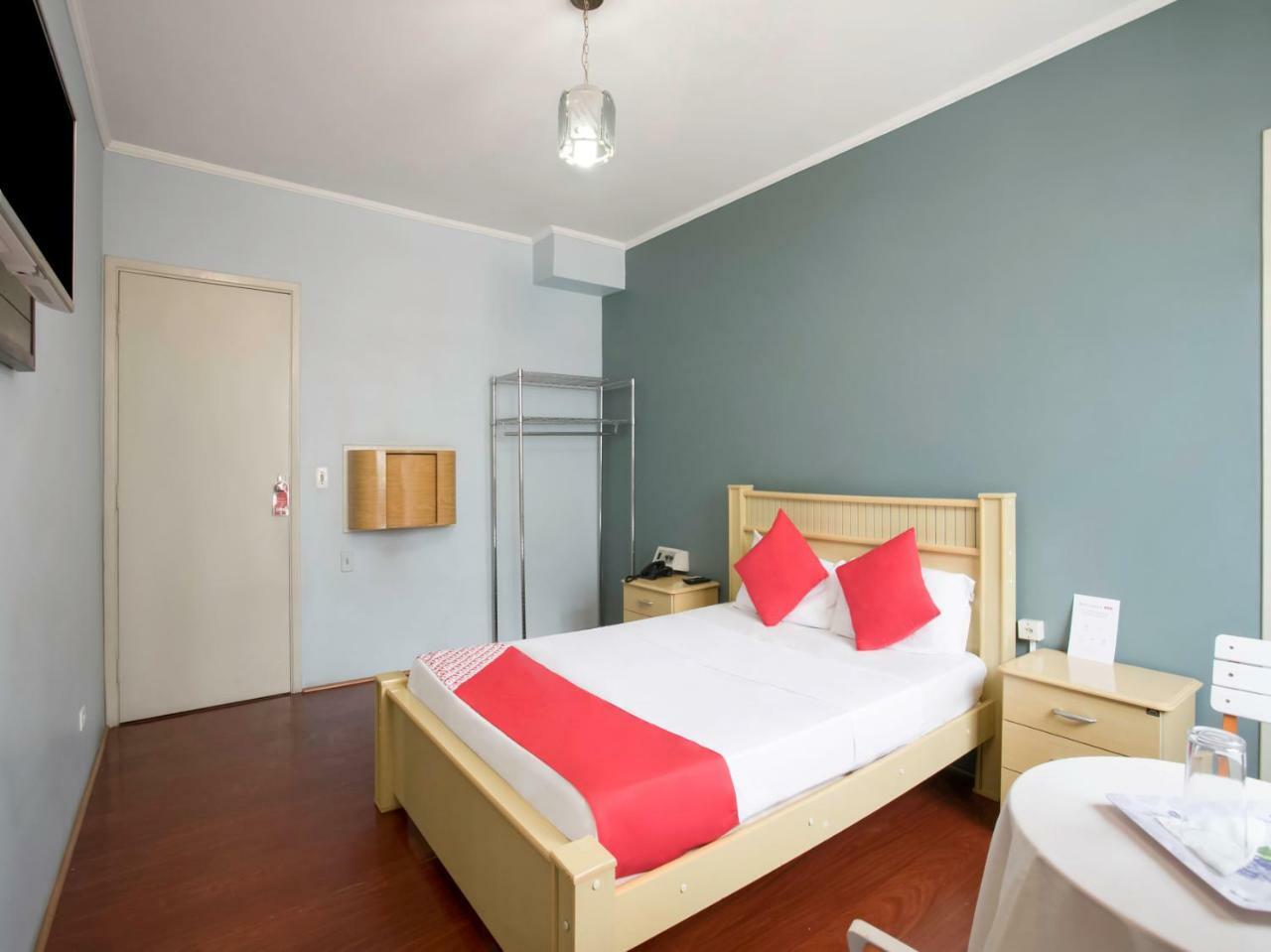 Oyo 105 Guaru Plaza Hotel 2*