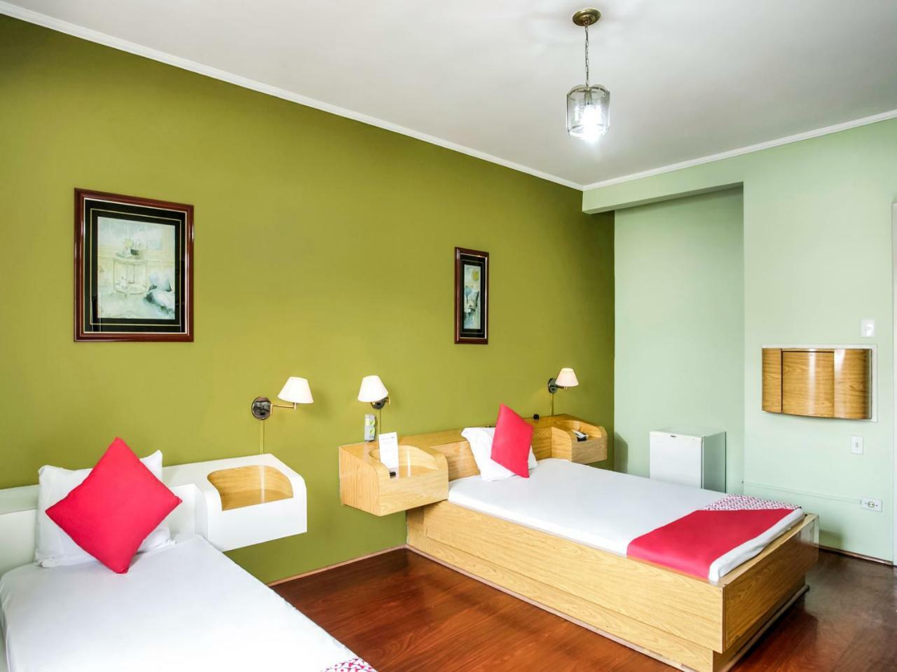Oyo 105 Guaru Plaza Hotel 2*