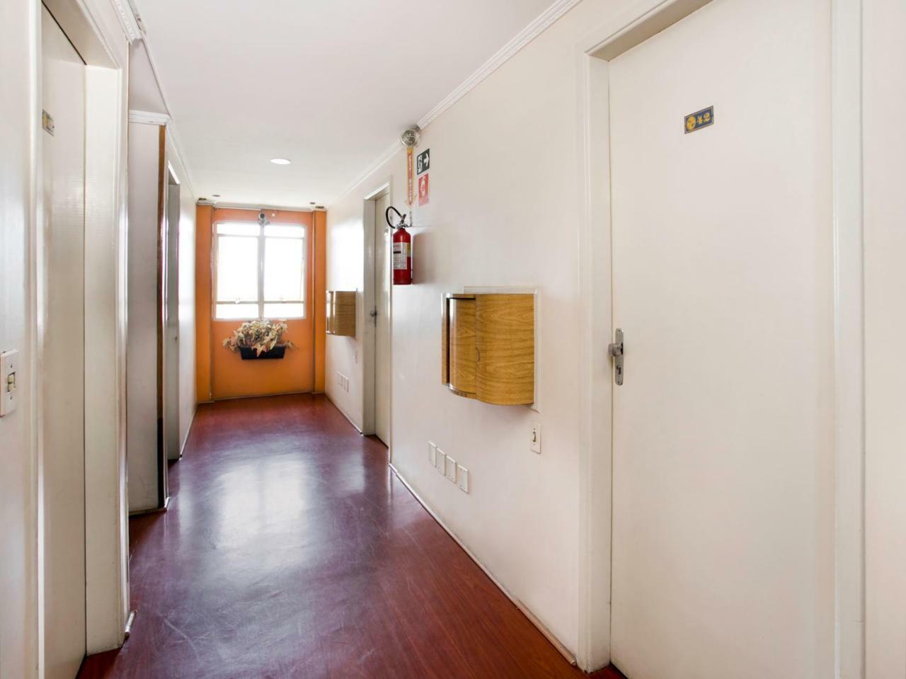 Oyo 105 Guaru Plaza Hotel 2*