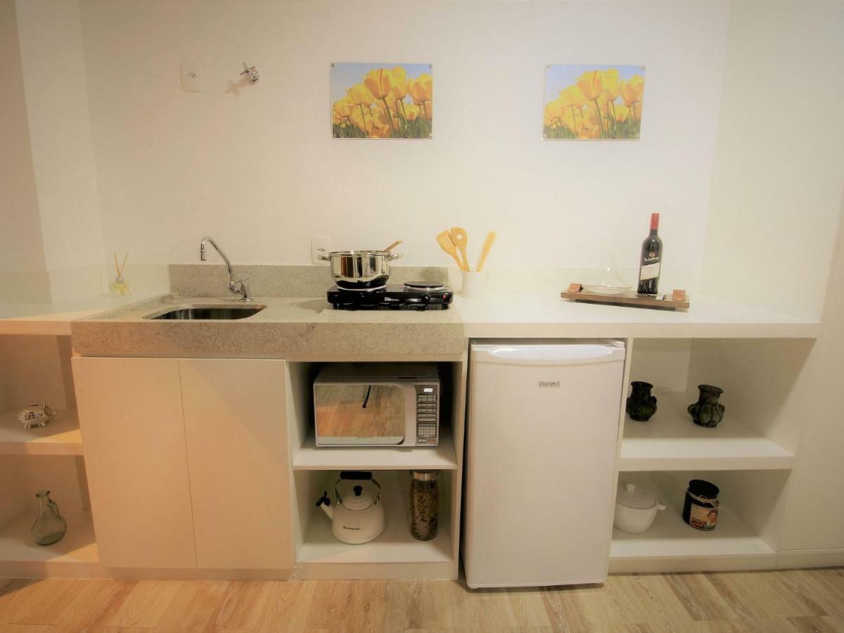 VN Ferreira Lobo Apartment