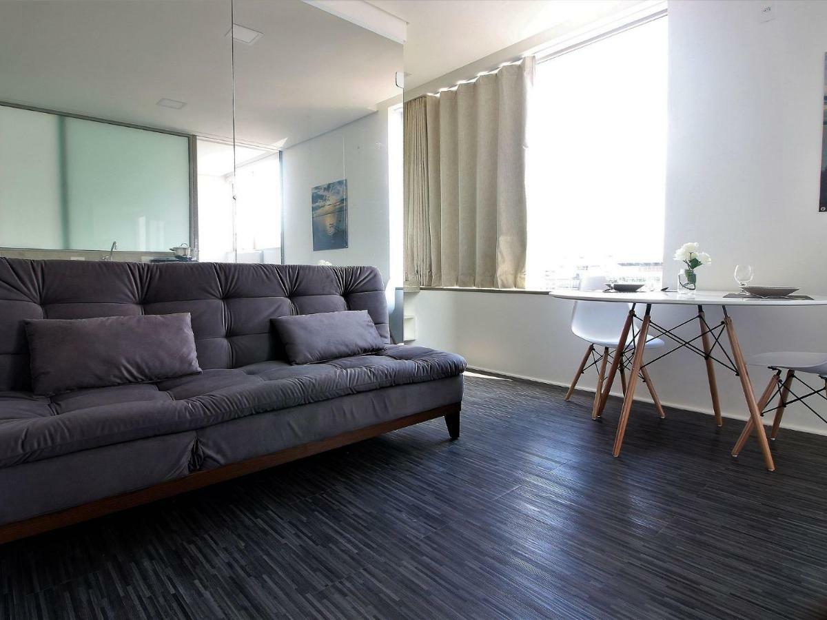 Apartment VN Ferreira Lobo *