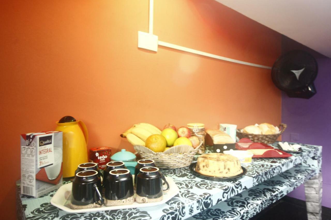 Hola Faria Lima Hostel *