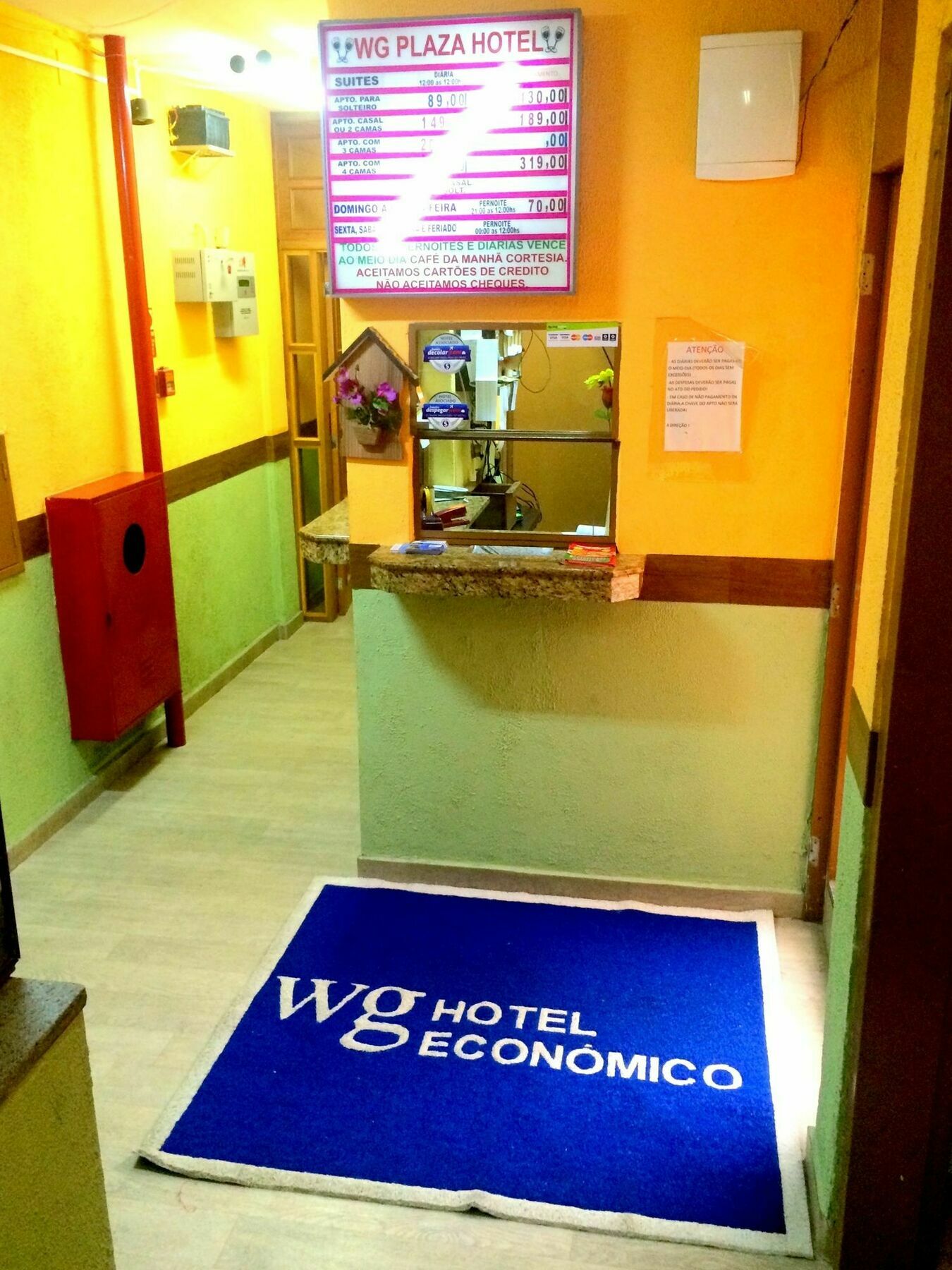 Economico Da Se Hotel *