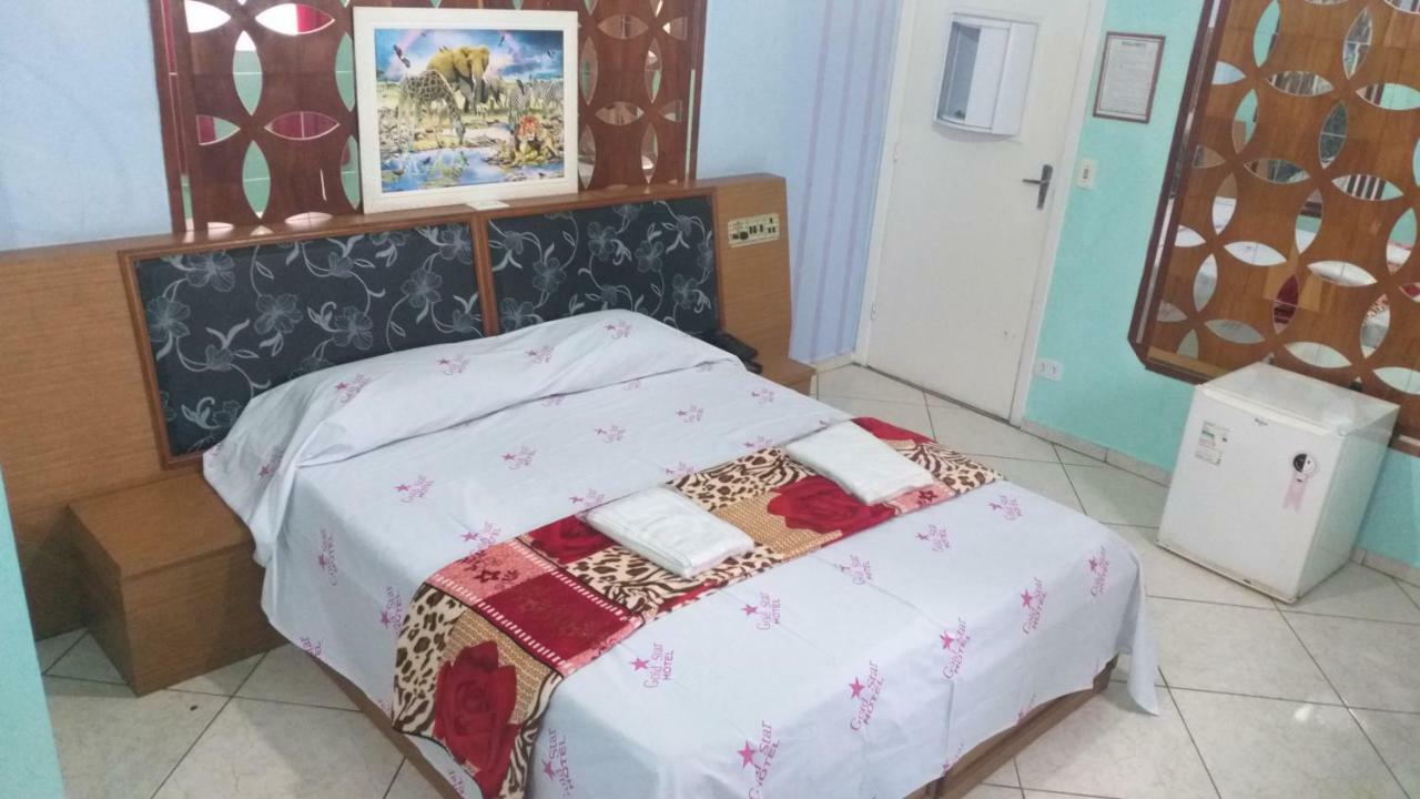 Gold Star Hotel