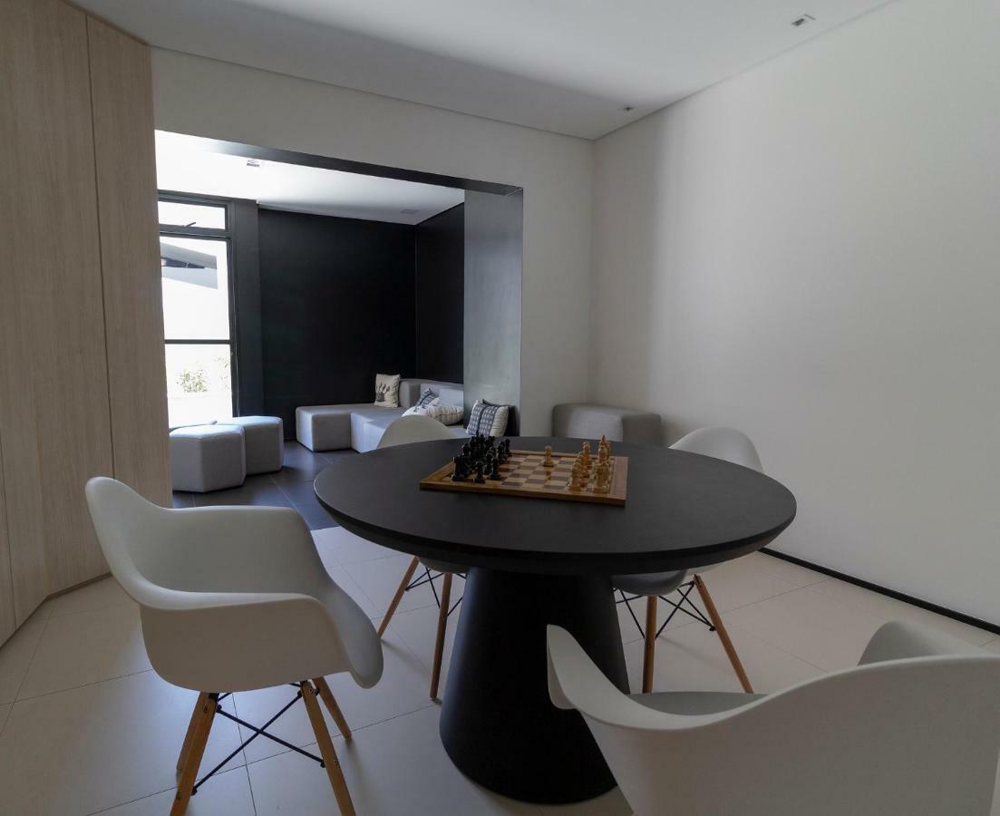 Bom Retiro Com Decor Exibicionista! Perto Do Anhembi E Barra Funda Em Completo! * São Paulo