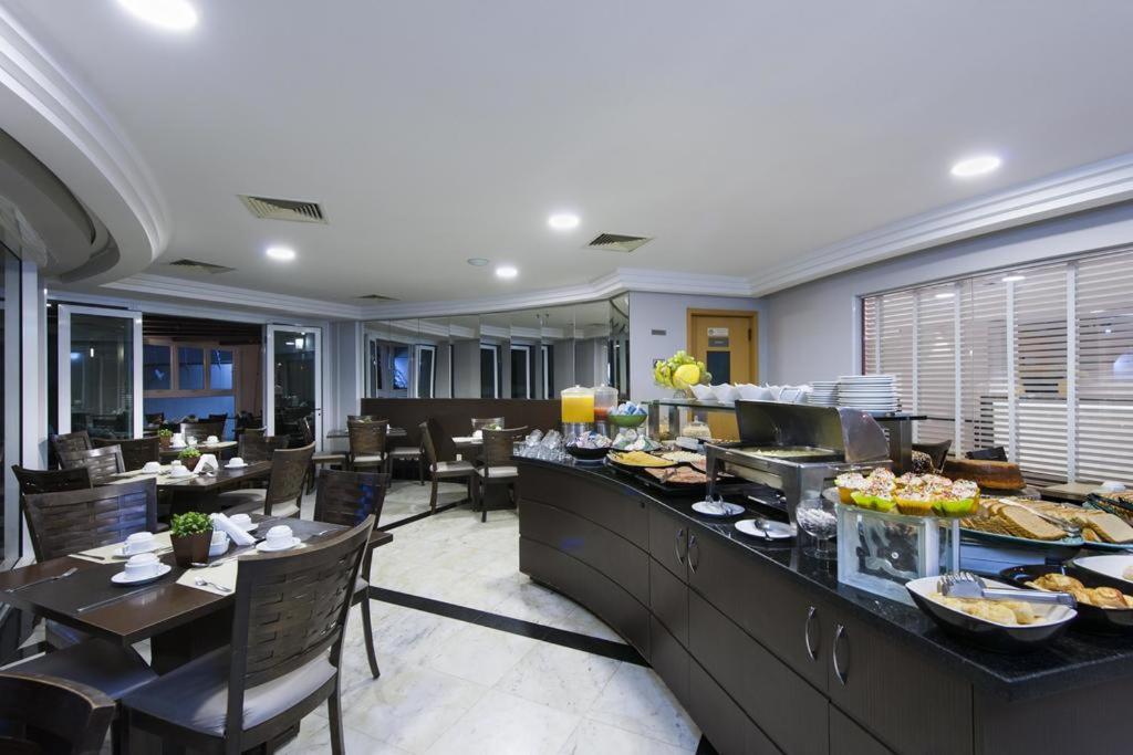Flat Na Avenida Sabia-moema Căn hộ