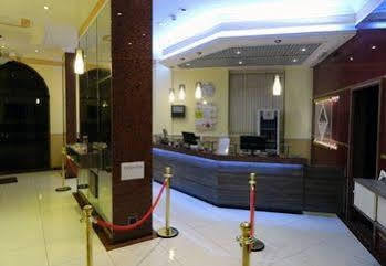 Rede Andrade Piratininga Otel 3*