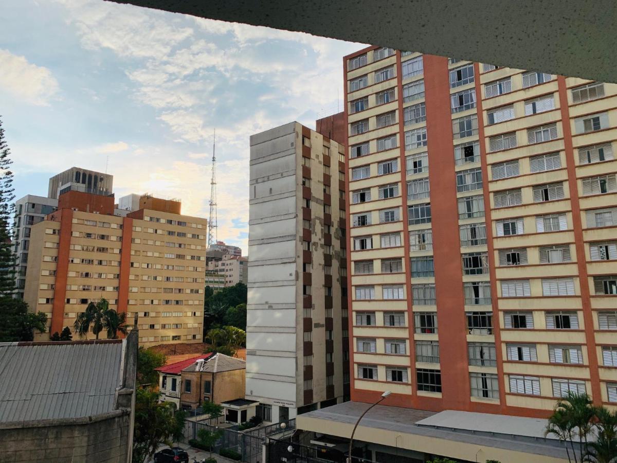 Cs A 200 Metros Da Paulista Com Ac Apartment
