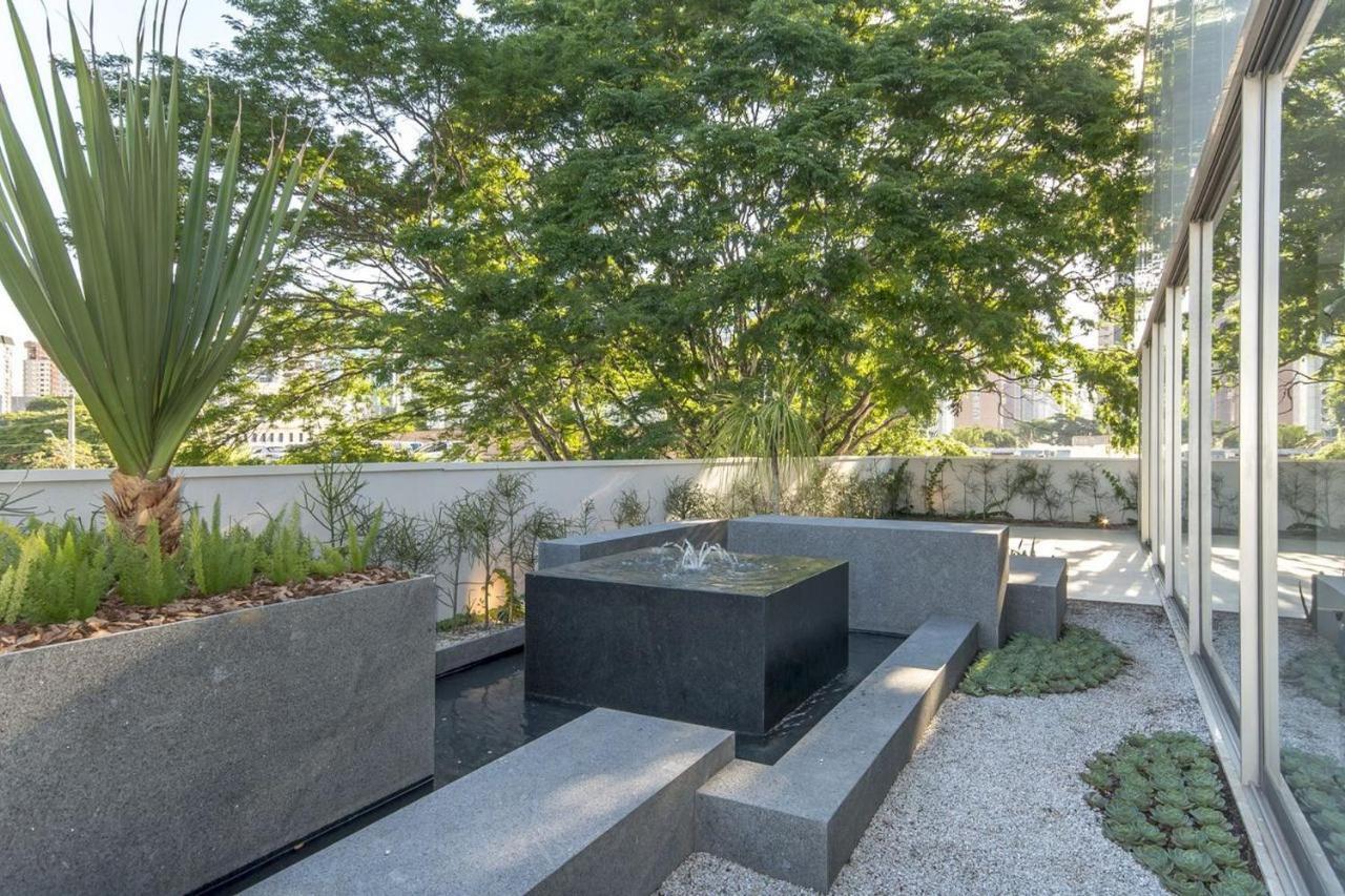 VN Ferreira Lobo Apartment