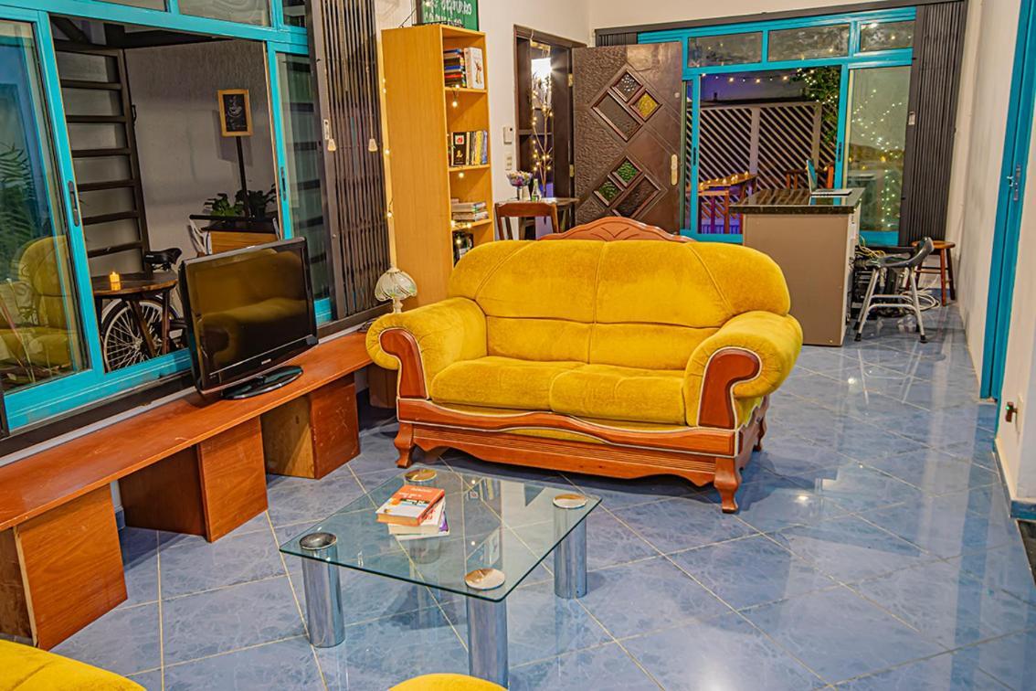 Hobi Hostel *
