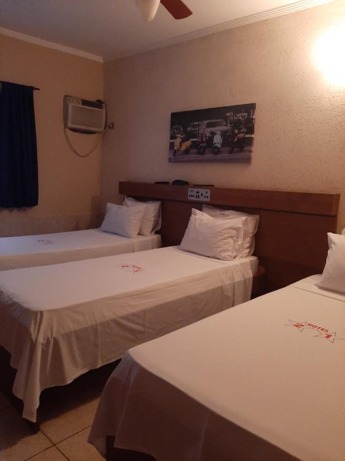 21 Khách sạn 2*