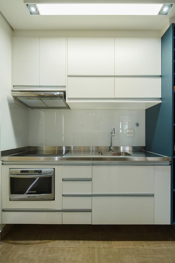 Living Design Madalena Apartment