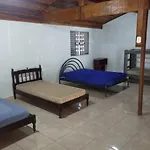 Casa No Centro De Bertioga