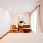 Flat Clarity Apartments By Bnbhost
