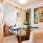 Flat Clarity Apartments By Bnbhost