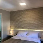 Loft aconchegante com piscina a um passo do metrô