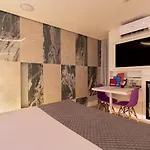 Nuu Motel