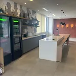 Super Studio Metro Fradique Coutinho, Perto De Tudo!