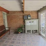 Casa Mobiliada, Ampla E Arejada