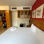 Apart-Hotel 4 Estrelas Em Moema - Slaviero