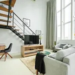 Duplex aconchegante com piscina e academia próx. à Berrini - Brooklin