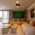 Staycy Pinheiros