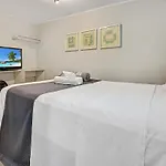 Urban Fully Equipped Kitchen Comfortable Suite