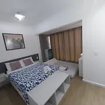 Belo Apartamento Turiassu