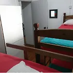 Hostel Calabria Na Vila Madalena Junto A Alegria Da Vila