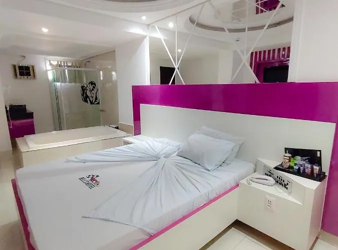 Hotel Bells (Adults Only)