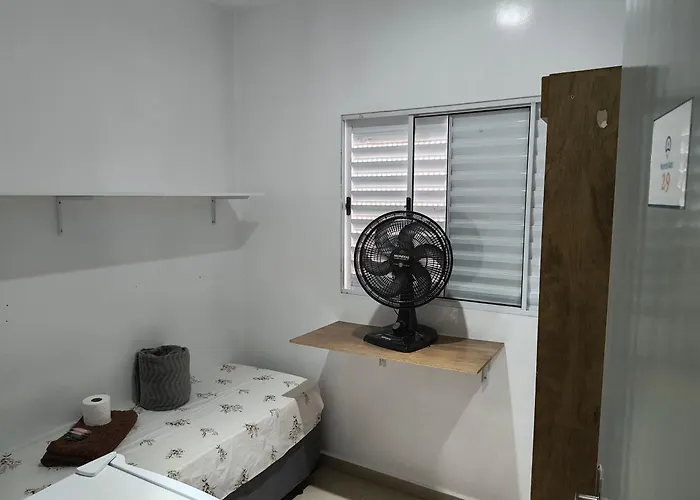 Quarto Privativo Proximo As Torres Do Itau E Expo Sp