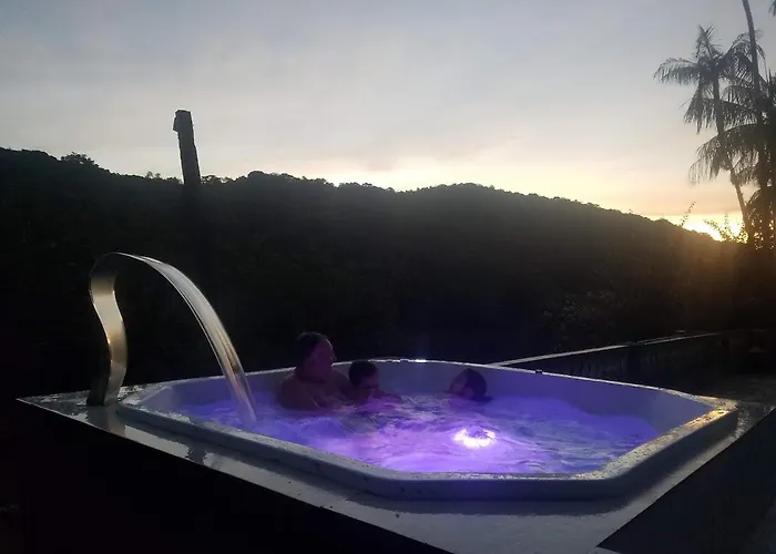 Chacara Pe N\'Agua, 80 Km De Sp, Piscina E Spa Aquecido