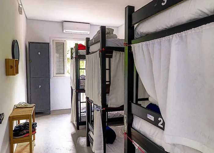 Oh! Madalena Hostel