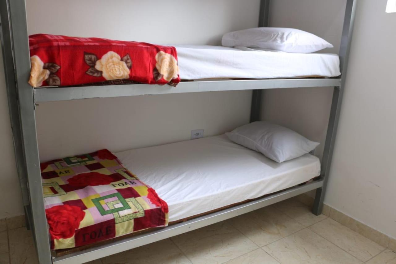 Hostel State - Em Frente Ao Metro *
