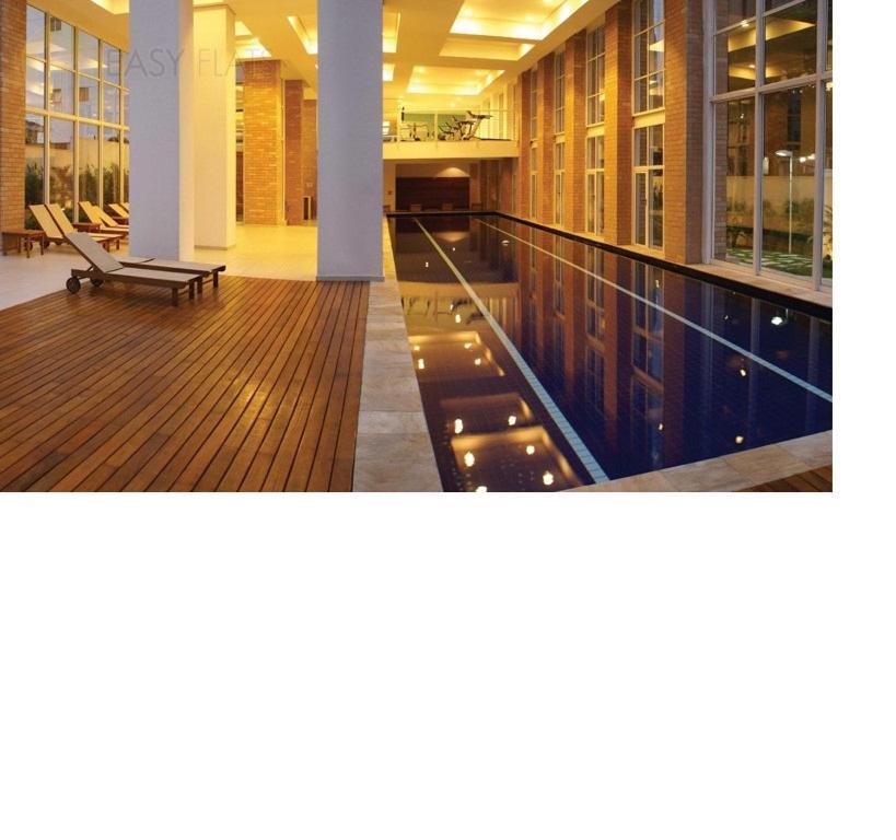 Nyc Complex *