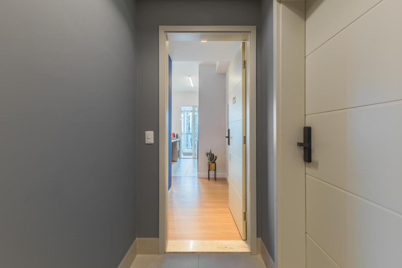 Apartamento Apartamento Completo Com Sacada - Vila Olimpia São Paulo