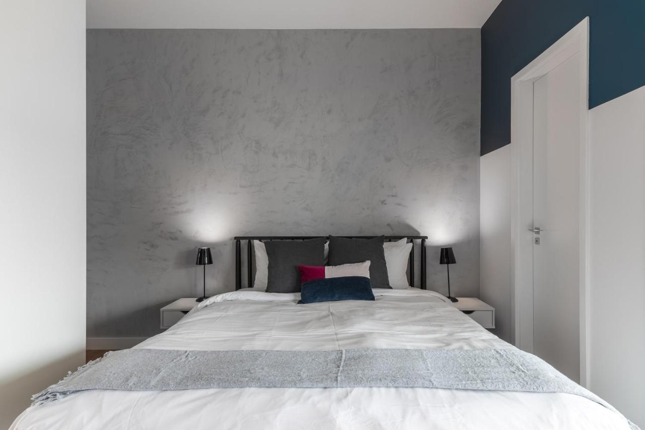Apartamento Completo Com Sacada - Vila Olimpia Apartamento *