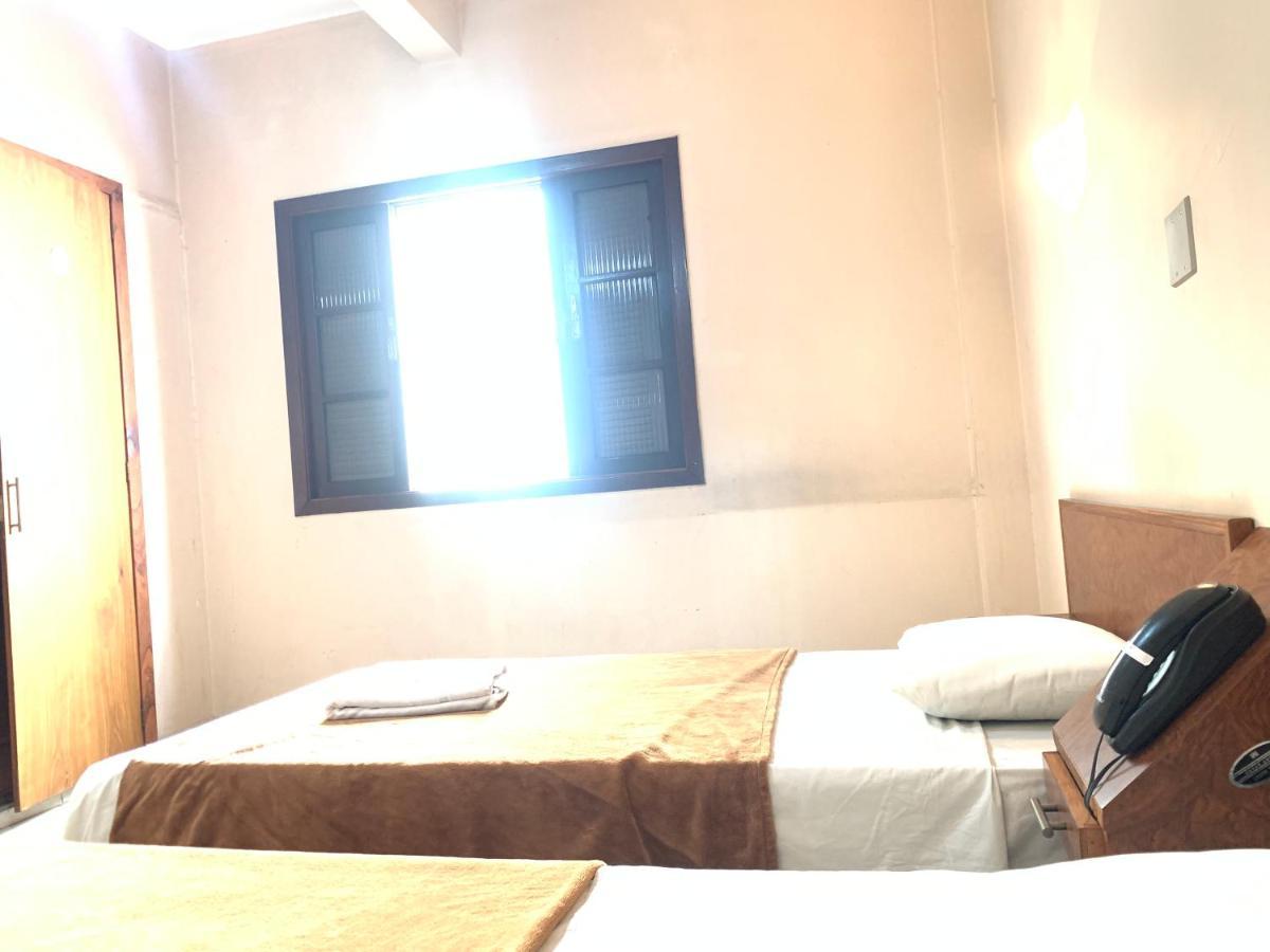 Paramount Otel *